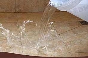 文水漏水维修 免砸砖防水材料该如何施工
